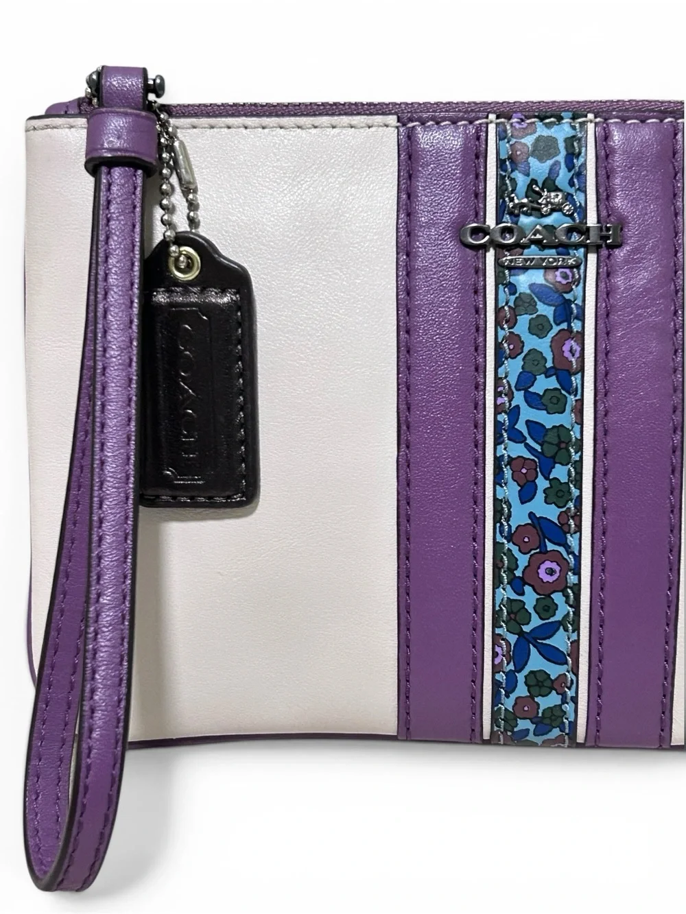 COACH Ranch Floral Stripe Smooth Leather Large Wristlet in Chalk